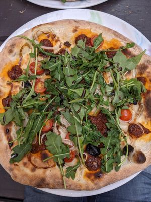 Yummy vegan pizza at Omnipollos Hatt in Stockholm