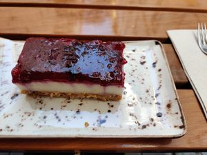 Vegan cheesecake at Organi Chiado in Lisbon