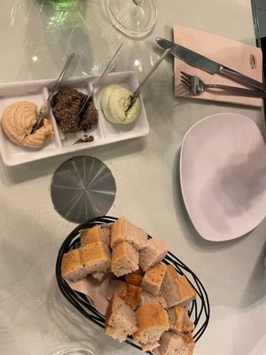 Pates with rice bread  at Organi Chiado in Lisbon