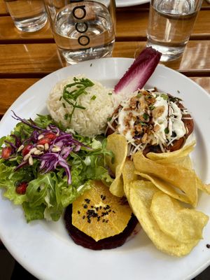 Burger  at Organi Chiado in Lisbon