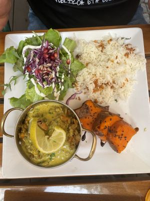 Curry de lentejas  at Organi Chiado in Lisbon