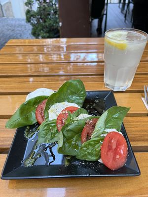 Caprese salad and sparkling lemonade   at Organi Chiado in Lisbon