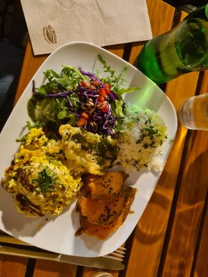 Tofu scramble at Organi Chiado in Lisbon