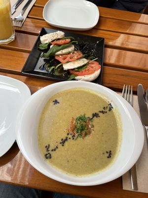 Broccoli soup and caprese salad   at Organi Chiado in Lisbon