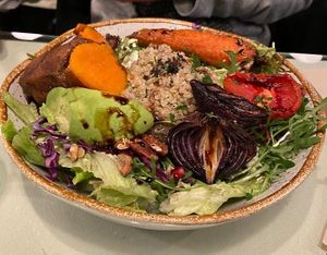 Quinoa salad with roasted vegetables at Organi Chiado in Lisbon