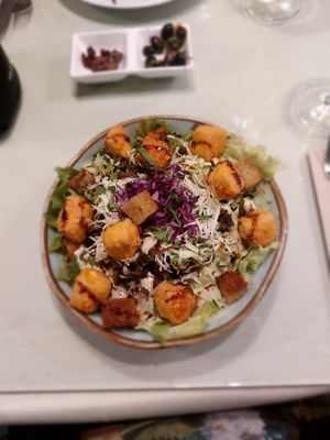 Caeser salad at Organi Chiado in Lisbon