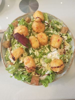Caesar salad at Organi Chiado in Lisbon
