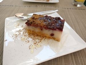 Vegan Cheesecake at Organi Chiado in Lisbon