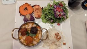 Bean stew meal at Organi Chiado in Lisbon