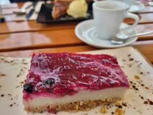 Red berry cheesecake at Organi Chiado in Lisbon