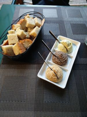 Entrée at Organi Chiado in Lisbon