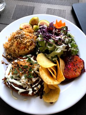 delicious chickpea burger at Organi Chiado in Lisbon