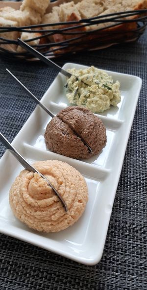 Surtido de patés 😋 at Organi Chiado in Lisbon