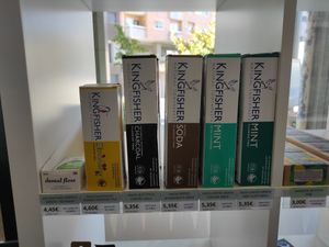 Toothpaste at EasyGreen Vegan Foodstore & Snack bar in Porto