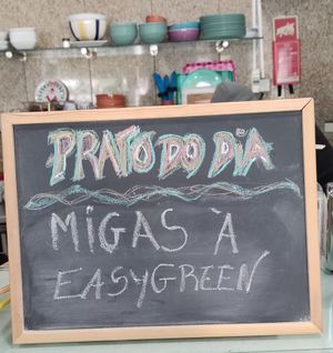 Menu com sopa, prato, bebida e café  #Veganuary at EasyGreen Vegan Foodstore & Snack bar in Porto