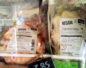 Vegan shrimp and vegan calamares (squid) at EasyGreen Vegan Foodstore & Snack bar in Porto