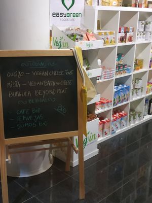 Some of the things you can eat at EasyGreen Vegan Foodstore & Snack bar in Porto