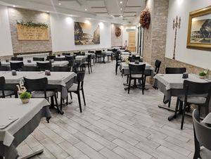 Beautiful indoor rooms at Al Lampione in Gorizia