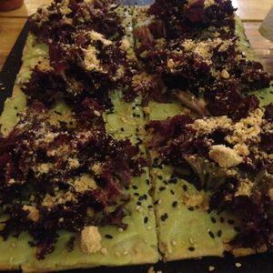 vegan gluten free pizza at Las Gringas in Arequipa