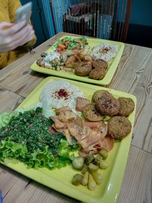 Falafel Menü at Falafel Koy in Istanbul