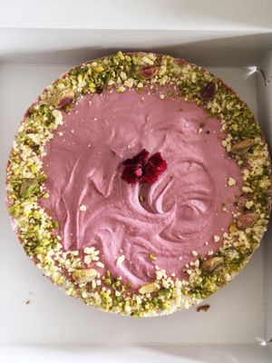 Raspberry cake at Peas in Hasselt