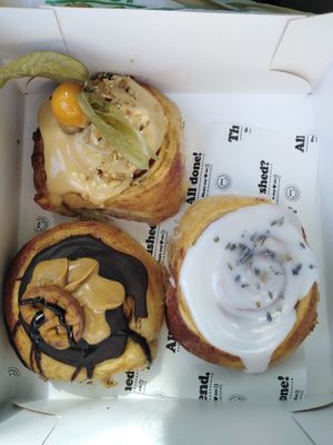 Various cinnamon rolls at Peas in Hasselt