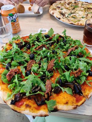 Pizza Vegan Megana at Romana Pizza in Lisbon
