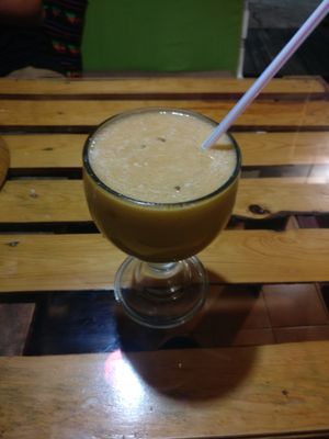 Fresh healthy juice at Greentime Alimentos in Palenque
