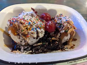 Brownie w caramel sauce & various retro sugars 😌 at Netherworld in Fortitude Valley
