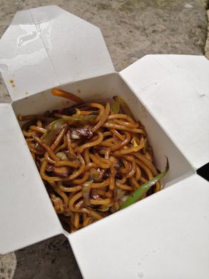 Vegan Noddles at Bento Kenoya in Villefranche-de-rouergue