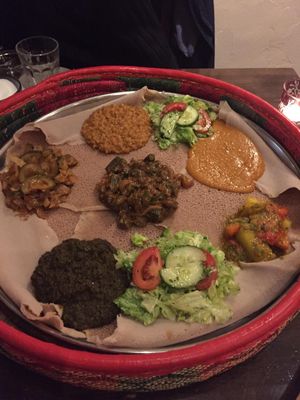 Vegan platter for 2 at Savanna in Frankfurt