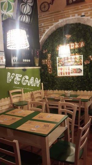 TAVOLI at JustVeggie in Siracusa