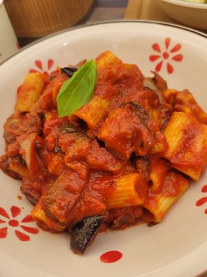 Pasta Norma, Gnocci mit Pesto und Vappacio at JustVeggie in Siracusa