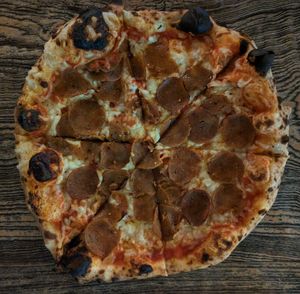 pepperoni pizza at Floralia in Honolulu