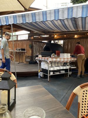 This is the pizza oven where we watched our pizza cook.  at Floralia in Honolulu