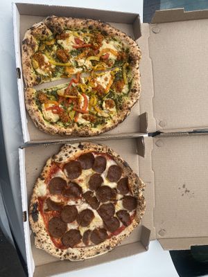 Pesto royale and pepperonii  at Floralia in Honolulu