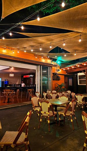  at Floralia in Honolulu