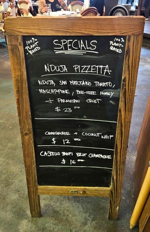  at Floralia in Honolulu