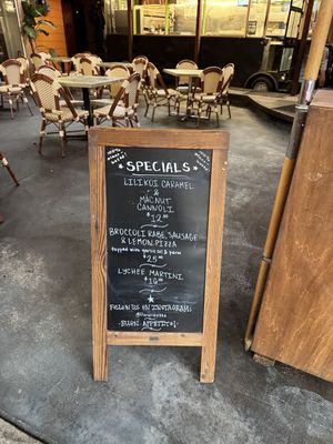 Specials board   at Floralia in Honolulu