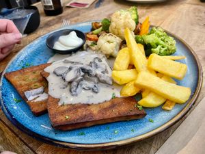 Seitan steak champignon at Le Touquet in Oostende