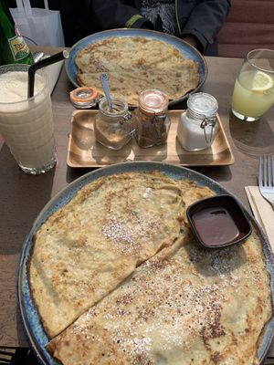 Vegan pancakes (one with chocolate) and vegan caramel milkshake    at Le Touquet in Oostende