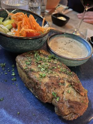 Steak de seitan et sauce au poivre vegan 🌱   at Le Touquet in Oostende