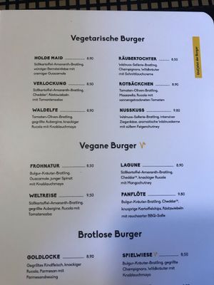 6 vegetarian and 4 vegan burgers  at Peter Pane - Goldbekplatz in Hamburg