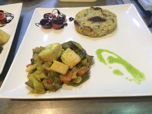 Tofu and vegetables with rice avena burger. at Green Bar in Malaga