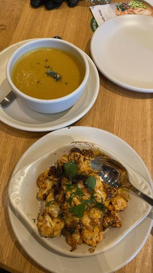 Charred cauliflower   at True Food Kitchen in Chicago
