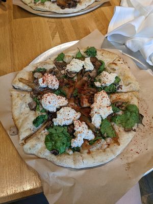 Spinach mushroom pizza at True Food Kitchen in Chicago