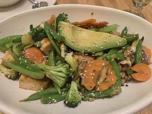Teriyaki bowl with tofu at True Food Kitchen in Chicago