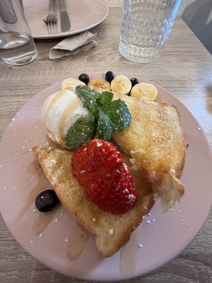 French toast  at Chillin' Cafe in Madrid