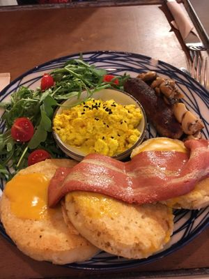 Super fantastique pankaces   at Chillin' Cafe in Madrid