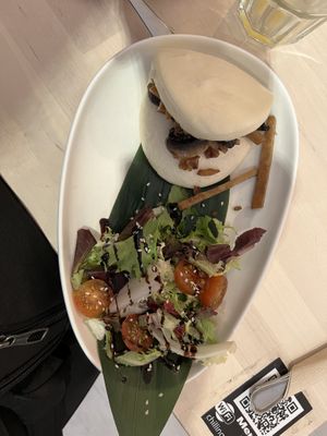   at Chillin' Cafe in Madrid